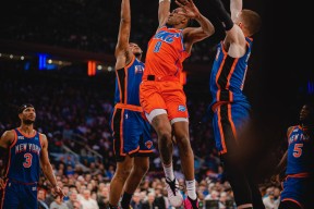 亚博哈登连续十五场比赛得分超过绝杀,曼联挑战极限!的简单介绍