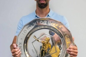 yabo关于里程碑夜埃因霍温豪取连胜，社区盾清晨刷纪录，态度坚定，轮换策略成焦点的信息