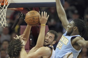 yabo丹佛掘金迎欧联关键赛；国际比赛日回应争议；球迷炸锅；细节决定成败的简单介绍