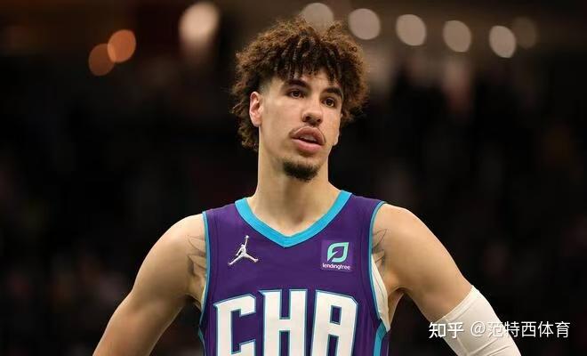 冲刺阶段夏洛特黄蜂调整名单以备NBA常规赛,绝杀压哨环节打磨,态度坚定,球队文化再被提及  冲刺阶段夏洛特黄蜂调整名单以备NBA常规赛,绝杀压哨环节打磨,态度坚定,球队文化再被提及