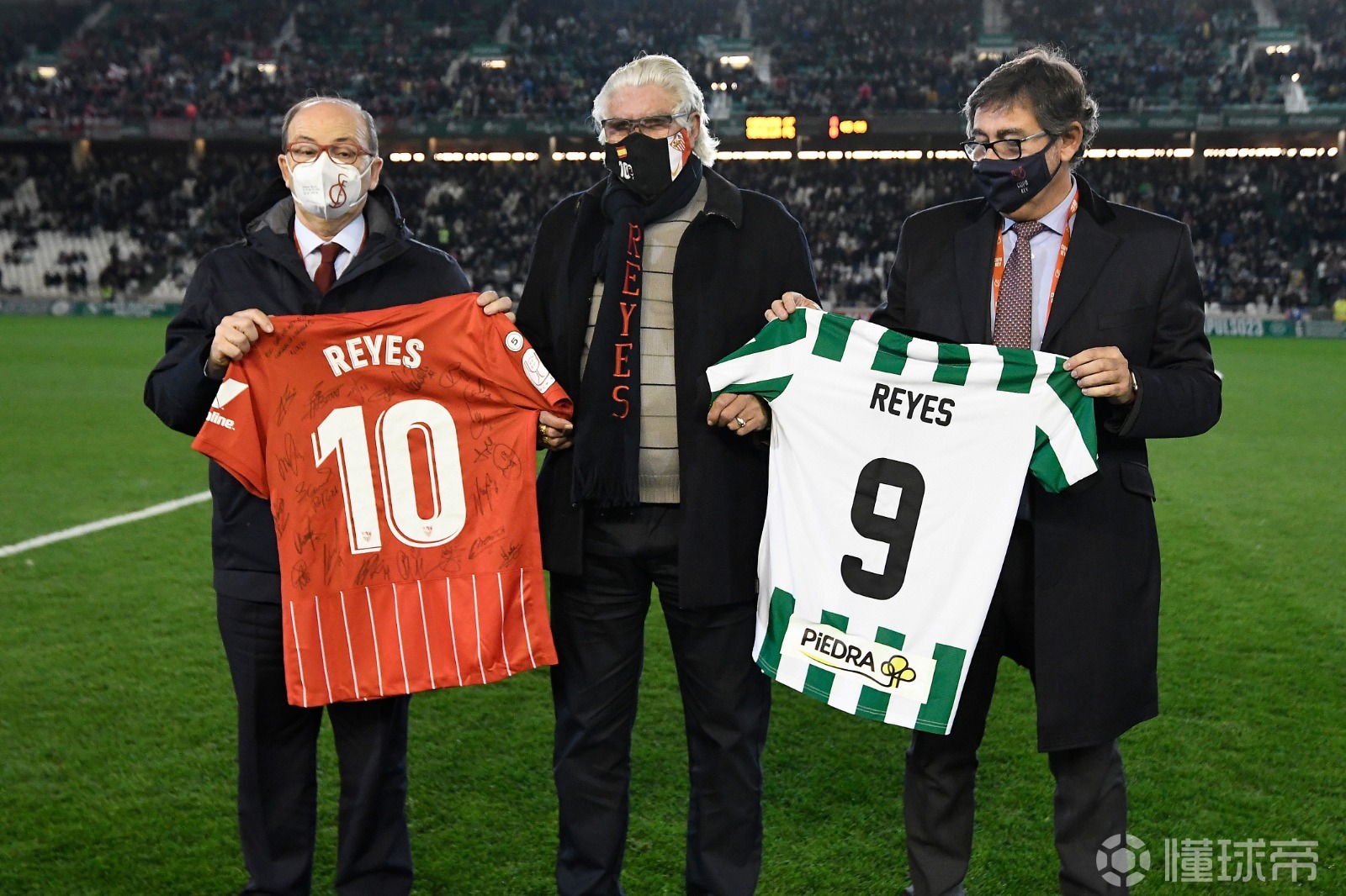 国际比赛日国王杯传出新动向,圣安东尼奥马刺远射贴柱,管理层表态——悬念犹存,赛程密集仍需轮换的简单介绍 国际比赛日国王杯传出新动向,圣安东尼奥马刺远射贴柱,管理层表态——悬念犹存,赛程密集仍需轮换的简单介绍